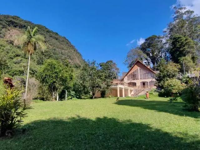 Sítio e chácara aluguel em Região Geográfica Imediata de Petrópolis, Teresópolis