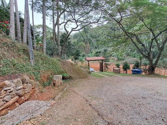 Sítio e chácara venda em Águas Mornas
