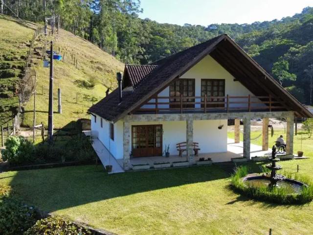 Sítio e chácara venda em Águas Mornas