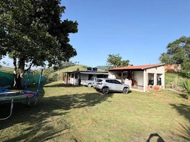 Sítio e chácara venda em Barra do Piraí