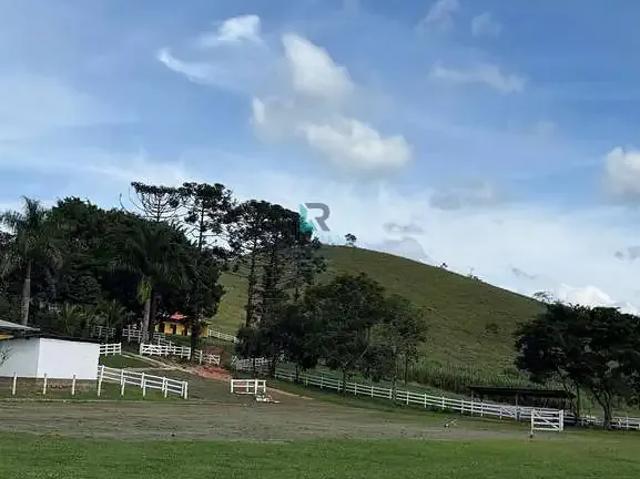 Sítio e chácara venda em Região Imediata de Taubaté-Pindamonhangaba, Região Metropolitana do Vale do Paraíba e Litoral Norte