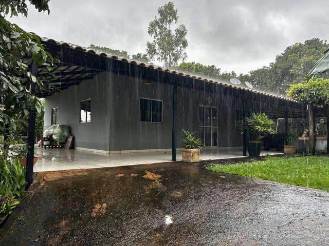 Sítio e chácara venda em Santa Bárbara de Goiás, Região Geográfica Intermediária de São Luís de Montes Belos-Iporá