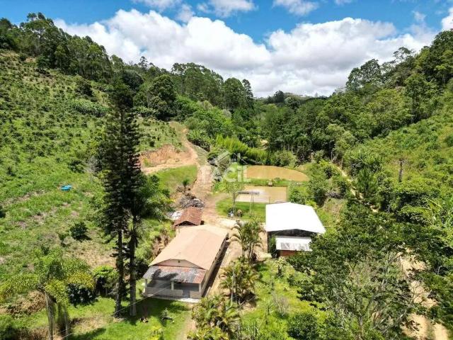 Sítio e chácara venda em Região Geográfica Imediata de Afonso Cláudio - Venda Nova do Imigrante - Santa Maria de Jetibá, Santa Teresa