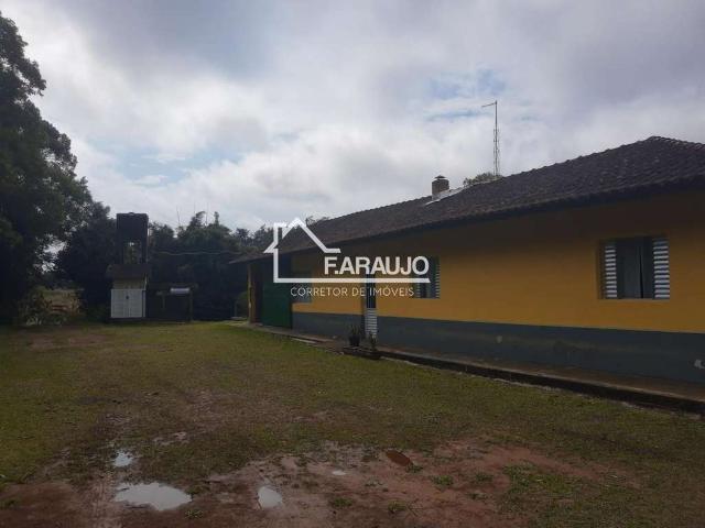 Sítio e chácara venda em Tapiraí