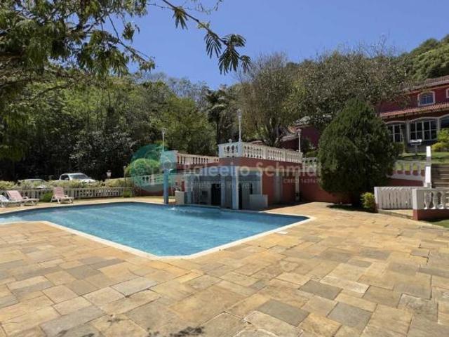 Casa venda em Região Imediata de Taubaté-Pindamonhangaba, Região Metropolitana do Vale do Paraíba e Litoral Norte