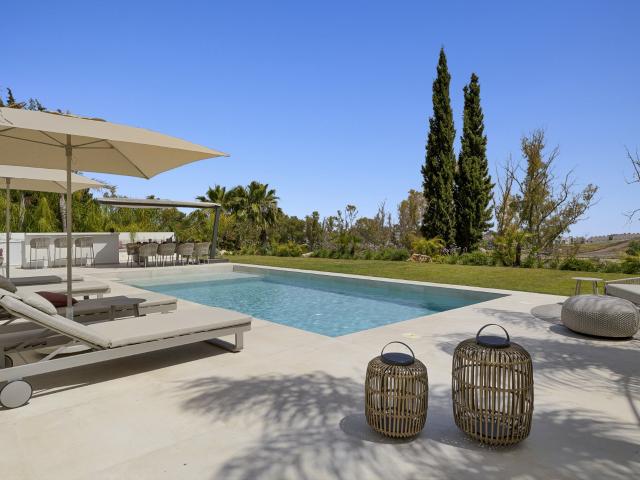 Casa en venta en La Alquería-El Paraíso, Costa del Sol Occidental