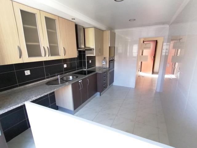 Apartamento alugar em Casal do Chapim, Odivelas