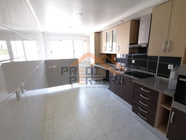 Apartamento alugar em Barruncho, Odivelas