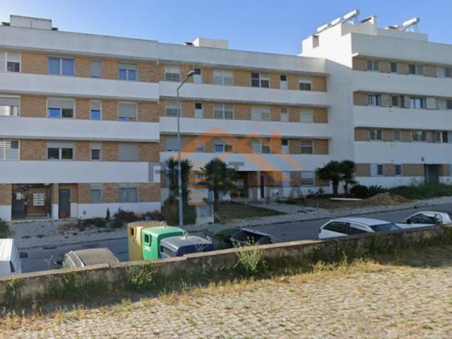 Apartamento alugar em Bairro Alto do Moínho, Loures