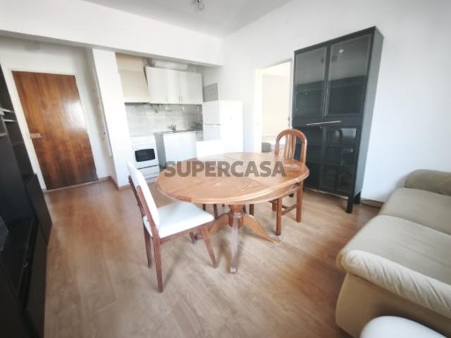 Casa venda em Damaia, Amadora