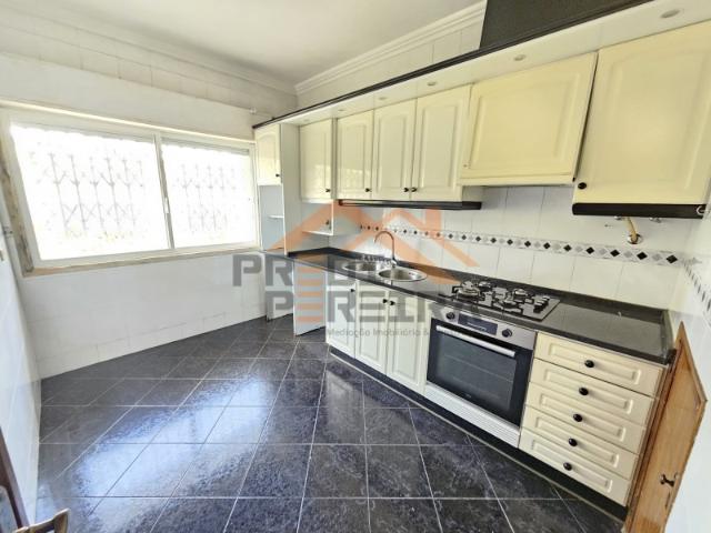 Apartamento venda em Forte Da Casa, Lisboa