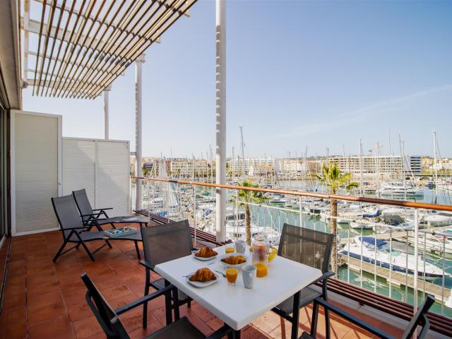 Apartamento venda em Lagoa, Faro