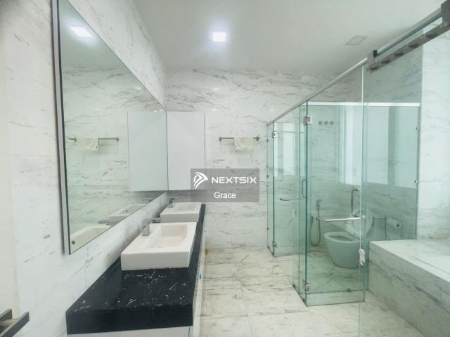 Shop for sale in Malaka