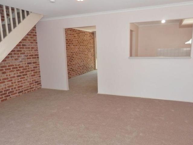 Townhouse for rent in Sydney, New South Wales