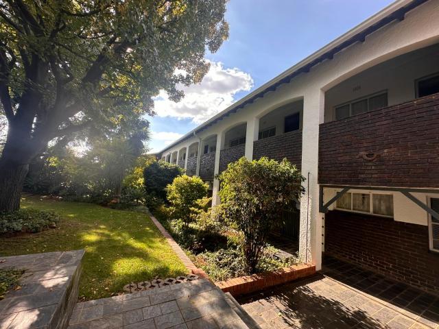Apartment for rent in Valeriedene, Johannesburg