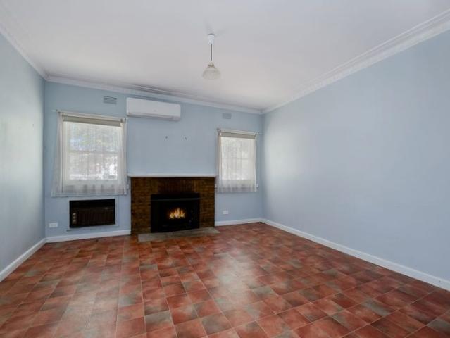 House for rent in Heathcote, Victoria