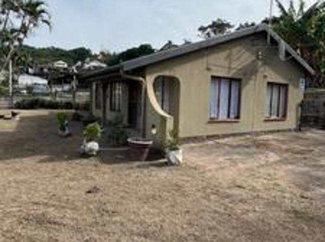 House for sale in Chatsworth, Kwazulu-natal