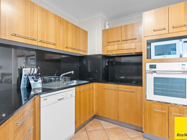 Apartment for sale in Cairns North, Queensland