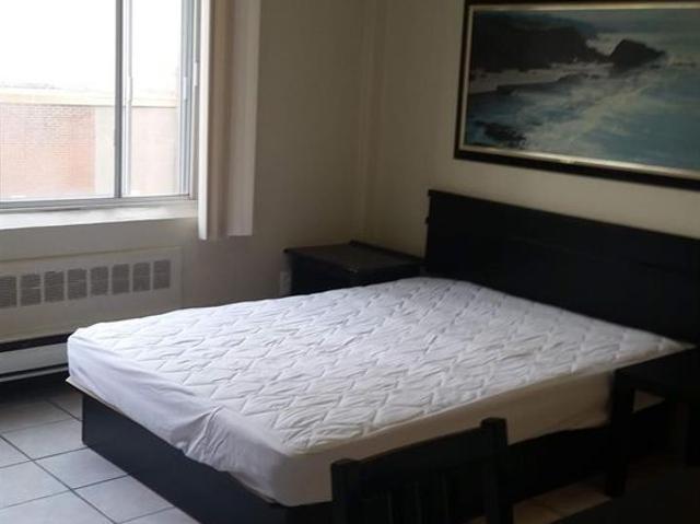 Apartment for rent in Mont-royal, Quebec