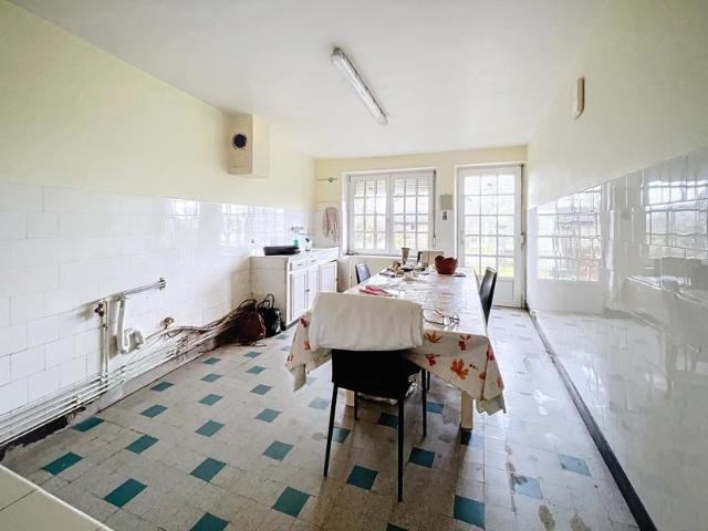 Maison vente à Charleville-Mézières, Montcornet