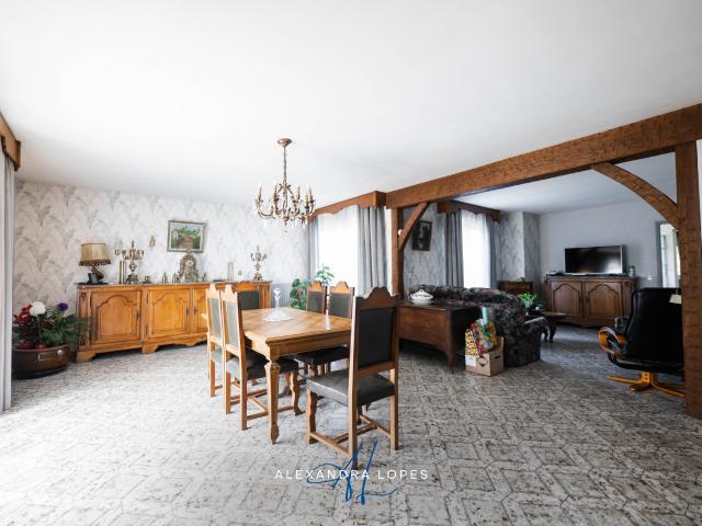 Maison vente à Melun, Sivry-courtry