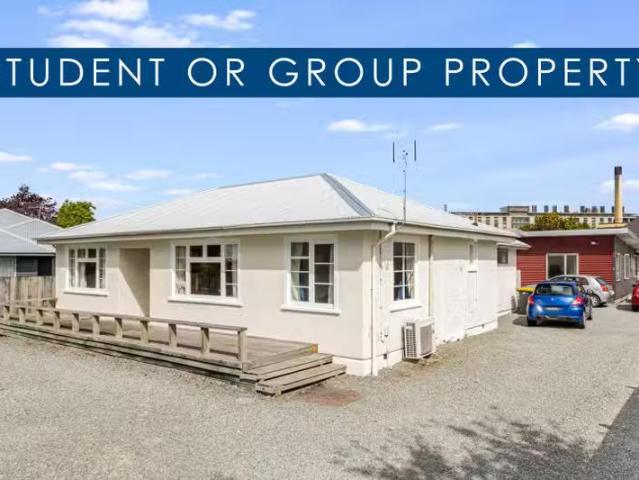 House for rent in Chaslands, Canterbury