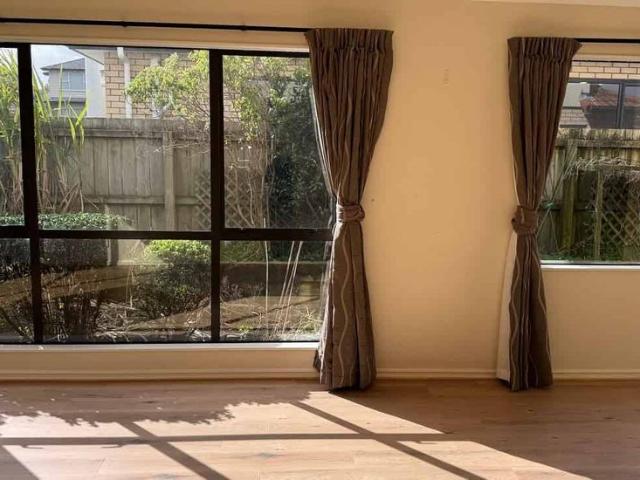 House for rent in Howick, Oroua County