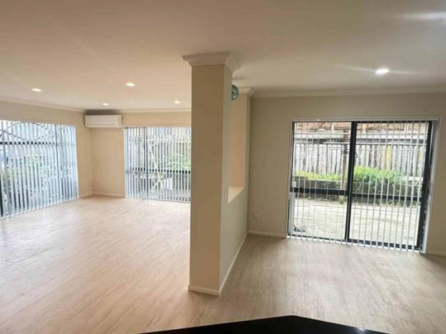 House for rent in Howick, Oroua County