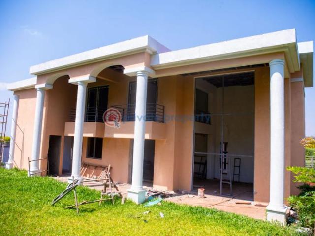 Townhouse for sale in Kiambaa, Ruaka