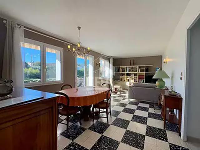 Maison vente à Arrondissement de Toulon, Six-fours-les-plages