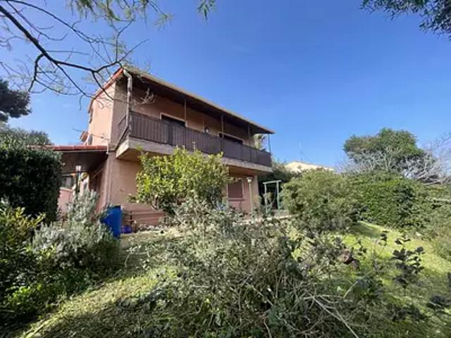 Maison vente à Arrondissement de Toulon, Six-fours-les-plages