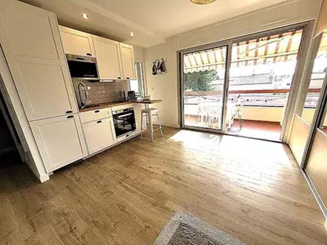 Appartement location à Arrondissement de Toulon, Six-fours-les-plages