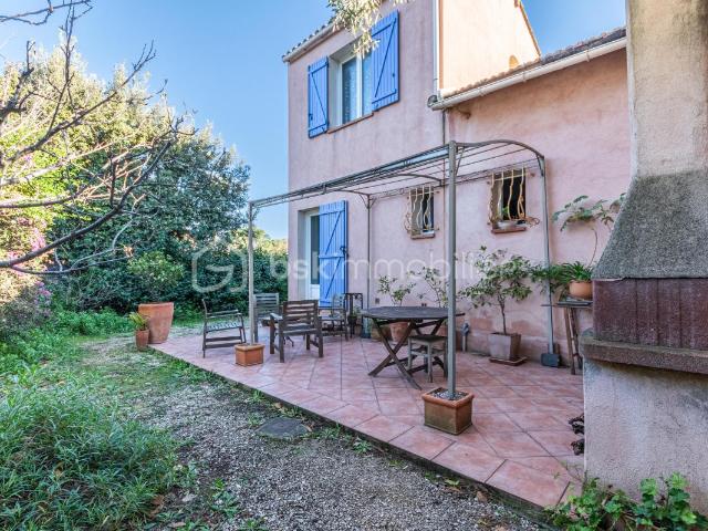 Maison vente à Arrondissement de Toulon, Six-fours-les-plages