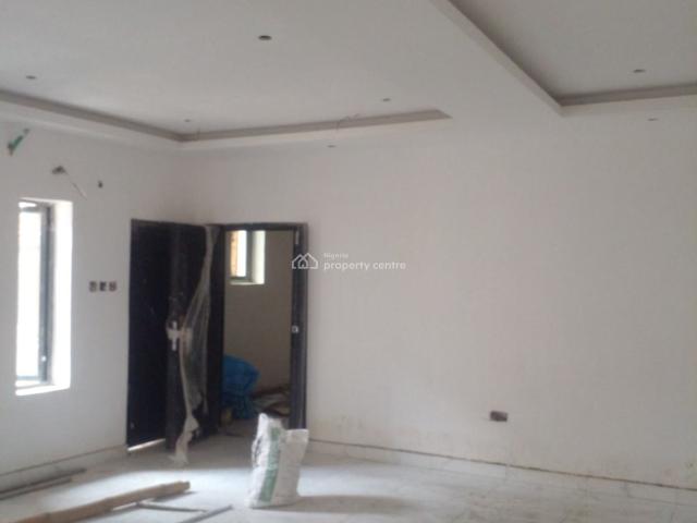 Flat for sale in Gbagada, Lagos