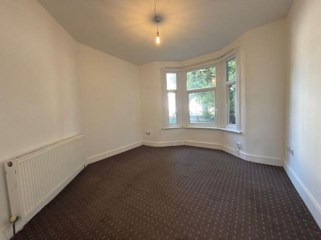 Apartment for rent in Little Ilford, Greater London