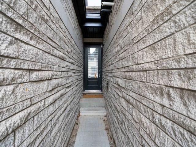 House for rent in Oakville, Golden Horseshoe