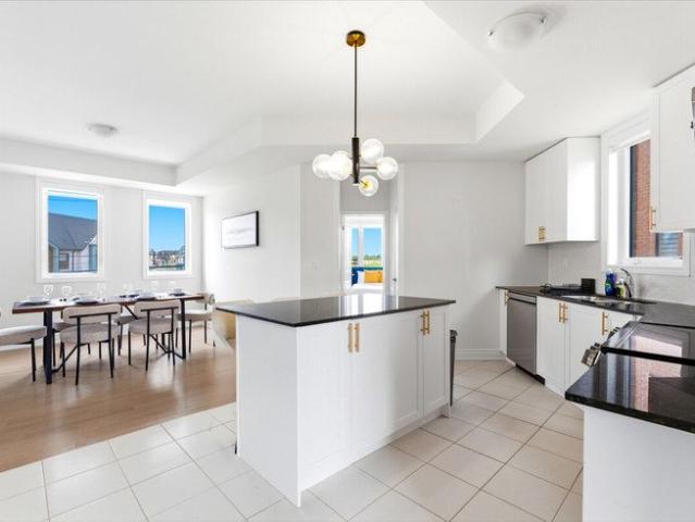 House for rent in Oakville, Golden Horseshoe