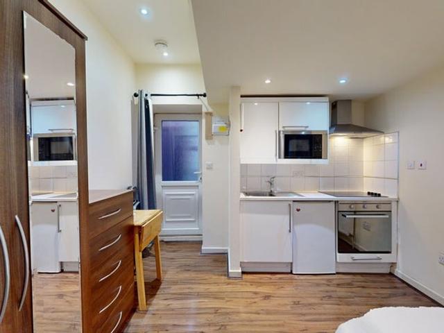 Studio for rent in Greater London