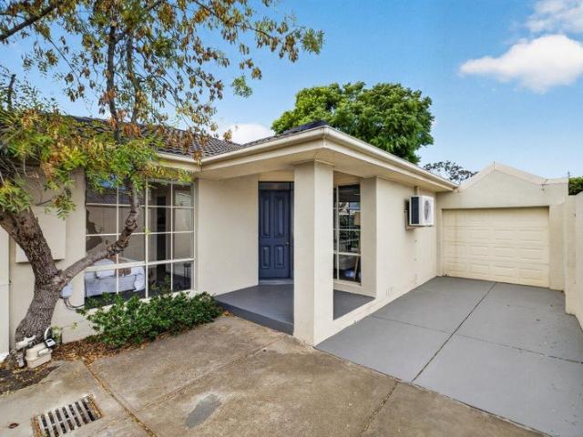 Apartment for sale in Camerons Creek, Victoria