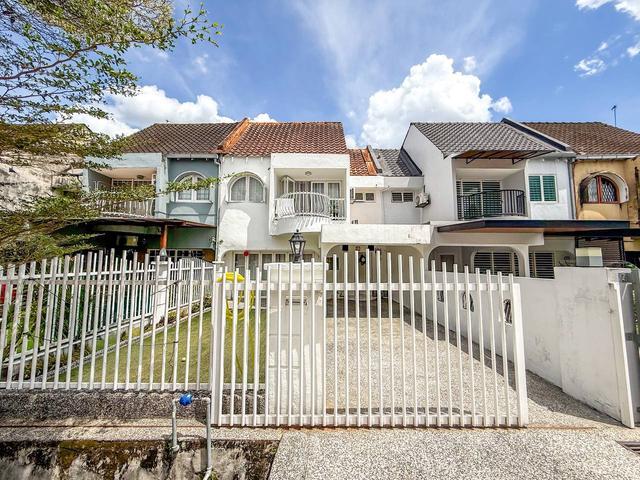 Terraced House for sale in Country Heights Damansara, Kuala Lumpur