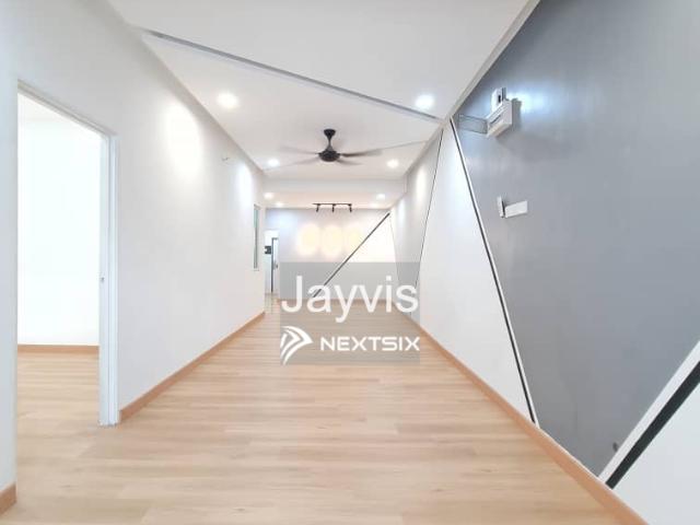 Residential House for sale in Langat, Selangor
