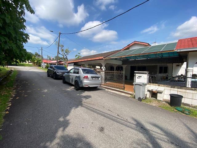 Bungalow for sale in Sendayan Village, Negeri Sembilan