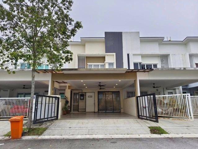 Terraced House for sale in Sendayan Village, Negeri Sembilan