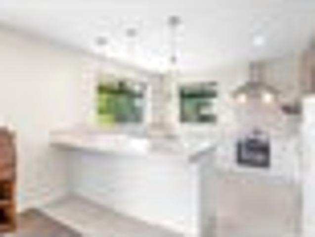 House for sale in Chaslands, Canterbury