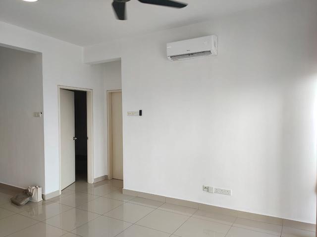 Serviced Residence for rent in Seri Kembangan, Majlis Bandaraya Subang Jaya