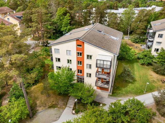 Bostadsrätt till salu i Botkyrka, Stockholm
