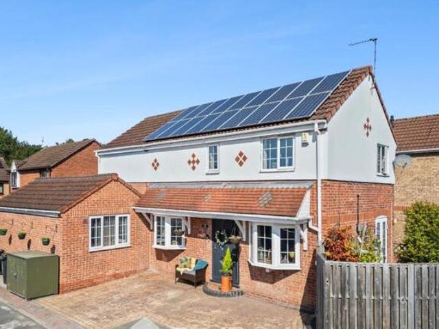 House for sale in Carcroft, Doncaster