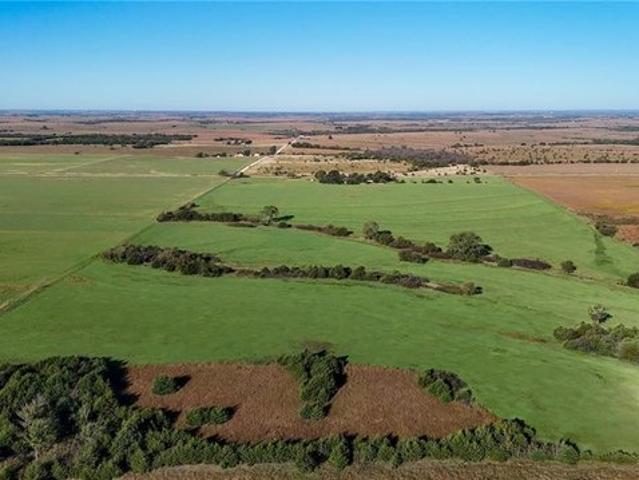 Farm for sale in Junction City, Geary County