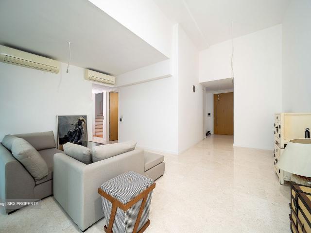 Condominium for sale in 23 North West