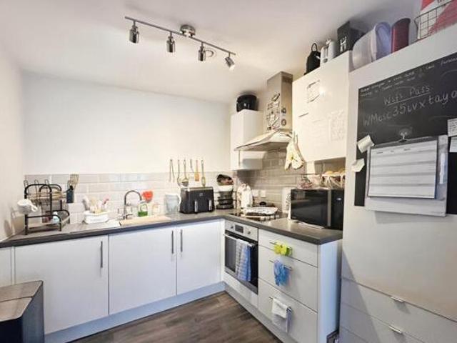 House for sale in Leylands, West Yorkshire